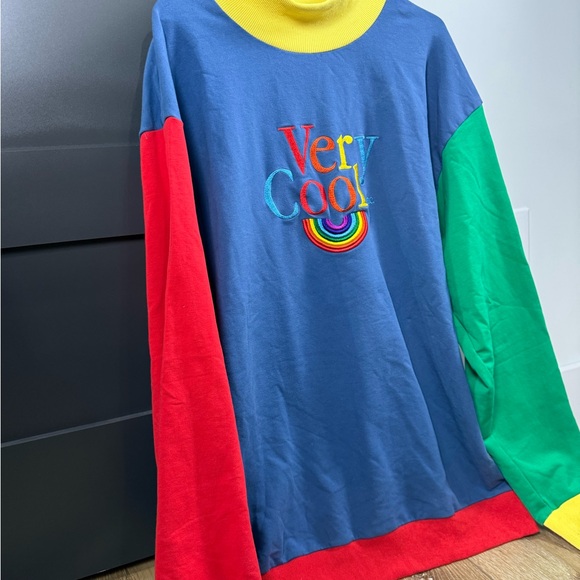“Very COOL” Rainbow Oversized 3X Sweatshirt - Picture 5 of 8